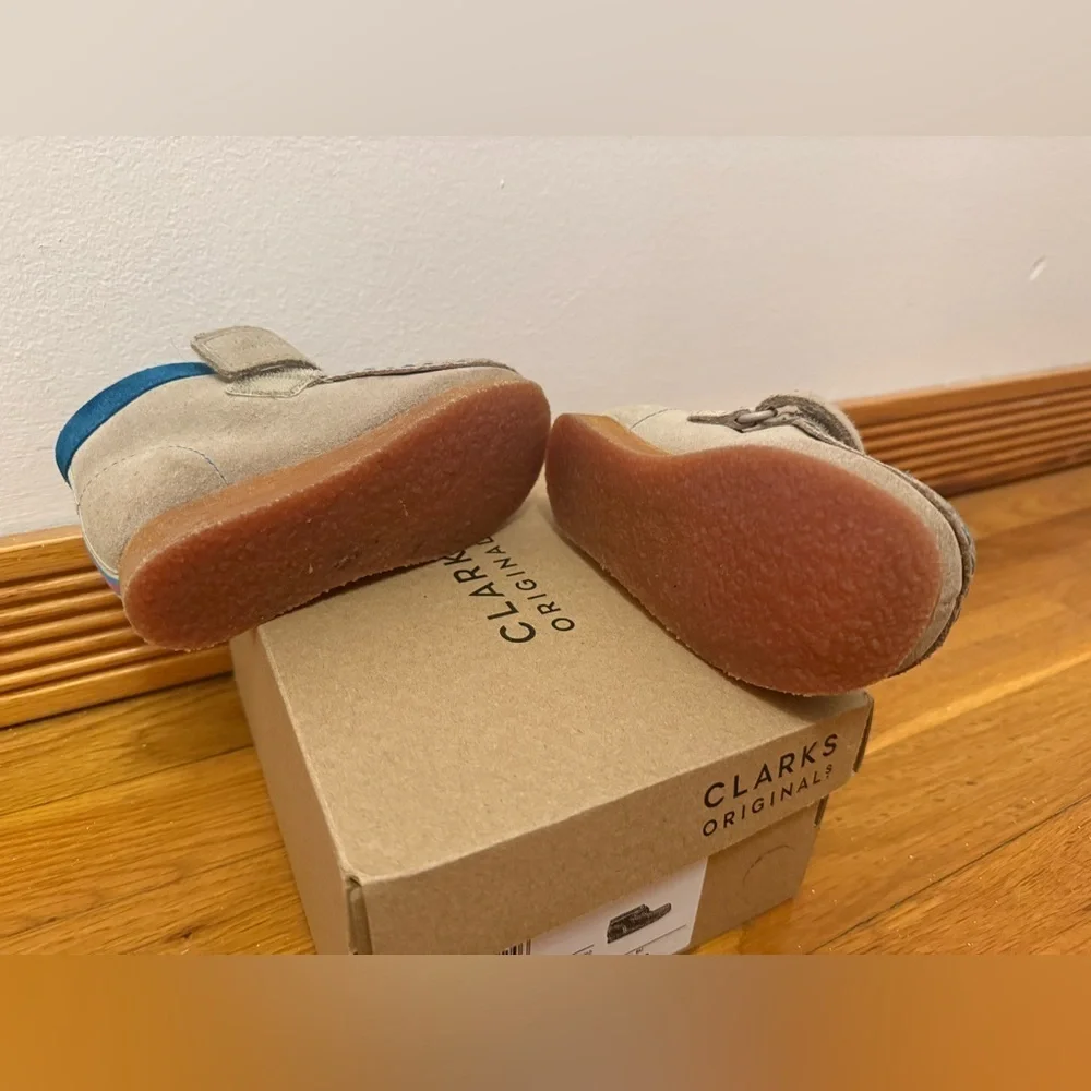 Clarks Originals Wallabee Boot Little Kids 7 Sand Combi EUC Tan Aqua